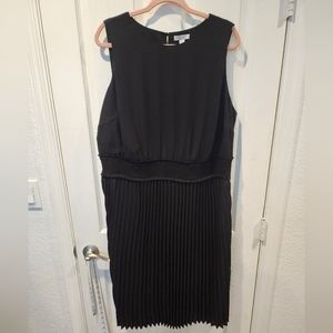 NWT Croft and Barrow pleated sleeveless dress